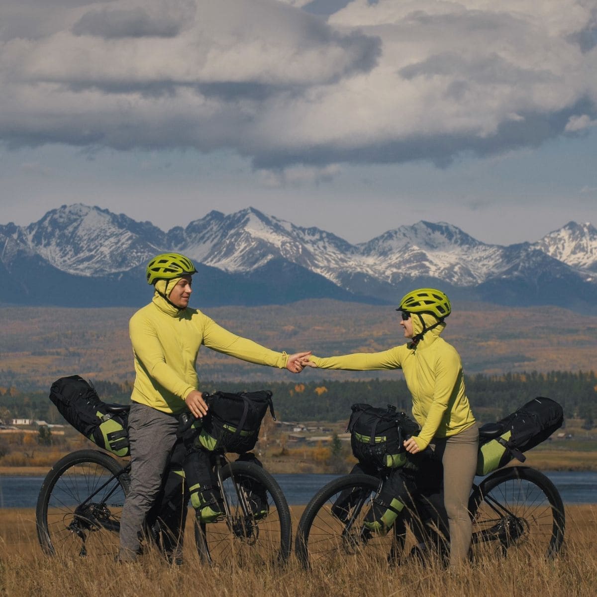 בסגנון פייקבקינג היא סוג של טיול הרפתקאות המשלב רכיבה על אופניים עם קמפינג או לחקור שטח