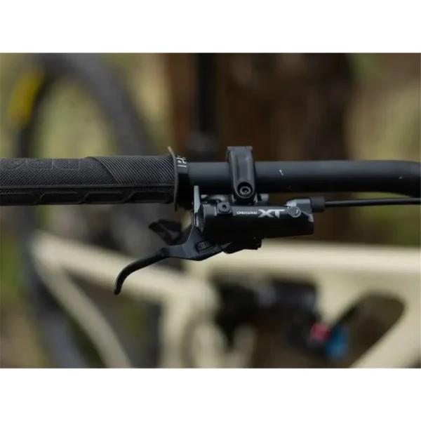 סט ברקס אחורי 2 בוכנות לאופני שטח Shimano XT BR-M8200