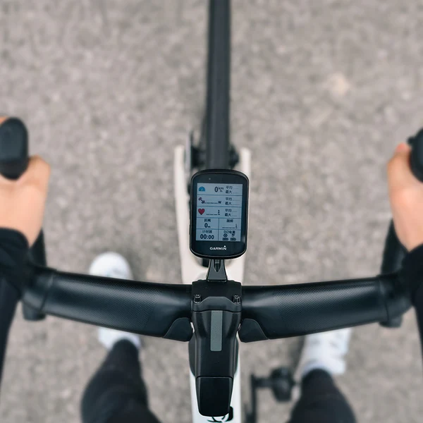 נצנץ אחורי וראדר לאופניים Ravemen NT201 (2) נצנץ אחורי וראדר לאופניים Ravemen NT201 (9)