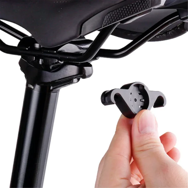 תושבת לנצנץ אחורי מתחת לאוכף לפנס Ravemen ABM18