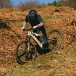 אופני שטח חשמליים וויט קאדו קרבון WHYTE KADO RS