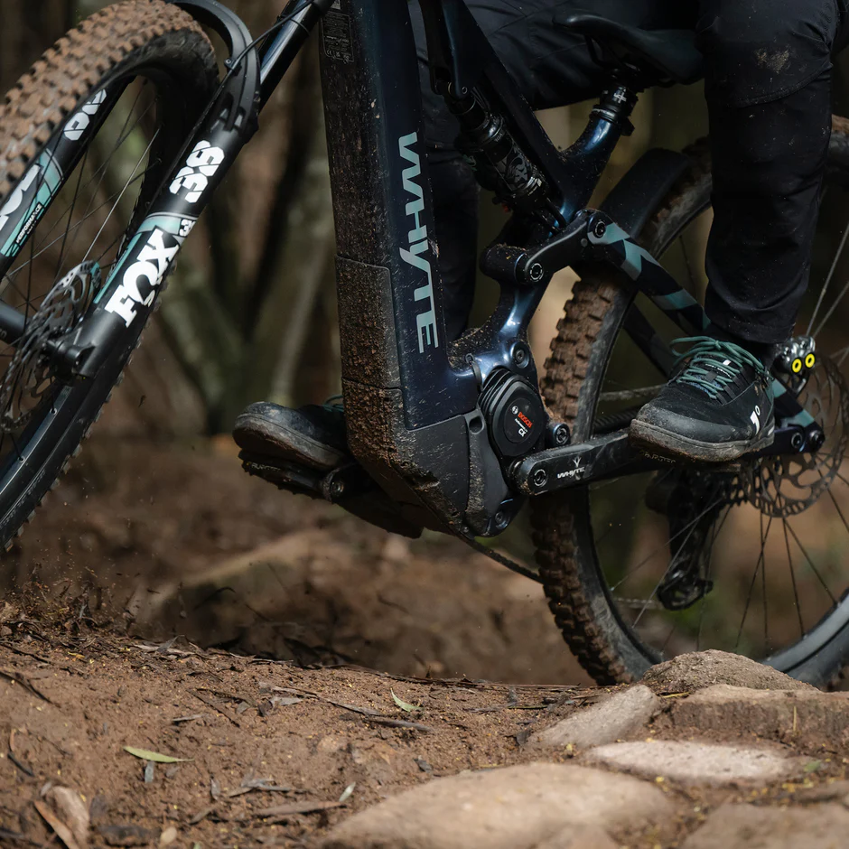 אופני שטח חשמליים וויט קאדו קרבון Whyte KADO RSX (3) אופני שטח חשמליים וויט קאדו קרבון Whyte KADO RSX