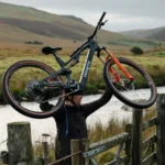 אופני שטח חשמליים וויט אילייט קרבון WHYTE E-Lyte 140 Works