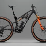 אופני שטח חשמליים וויט אילייט קרבון WHYTE E-Lyte 140 Works