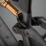 אופני שטח חשמליים וויט אילייט קרבון WHYTE E-Lyte 140 Works