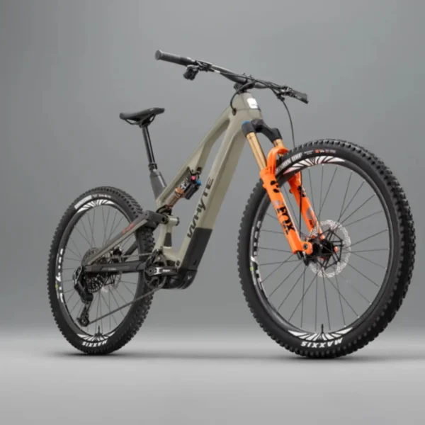 אופני שטח חשמליים קלים וויט אילייט קרבון WHYTE E-Lyte 150 Works