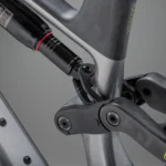 אופני שטח חשמליים קלים וויט אילייט קרבון WHYTE ELyte 150 RSX